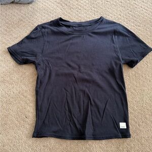 Vuori Black Short Sleeve Tee